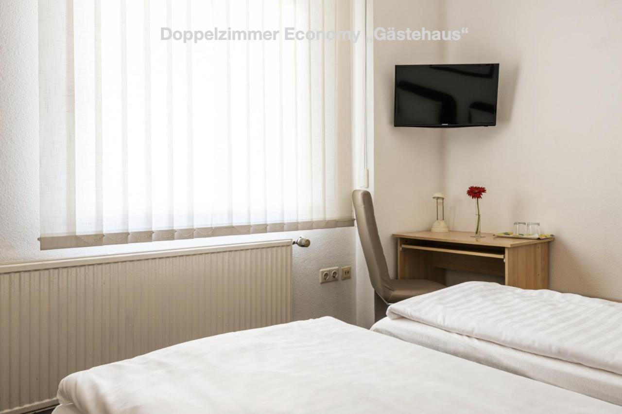 Hotel Gutshof Havelland Ketzin/Havel Esterno foto