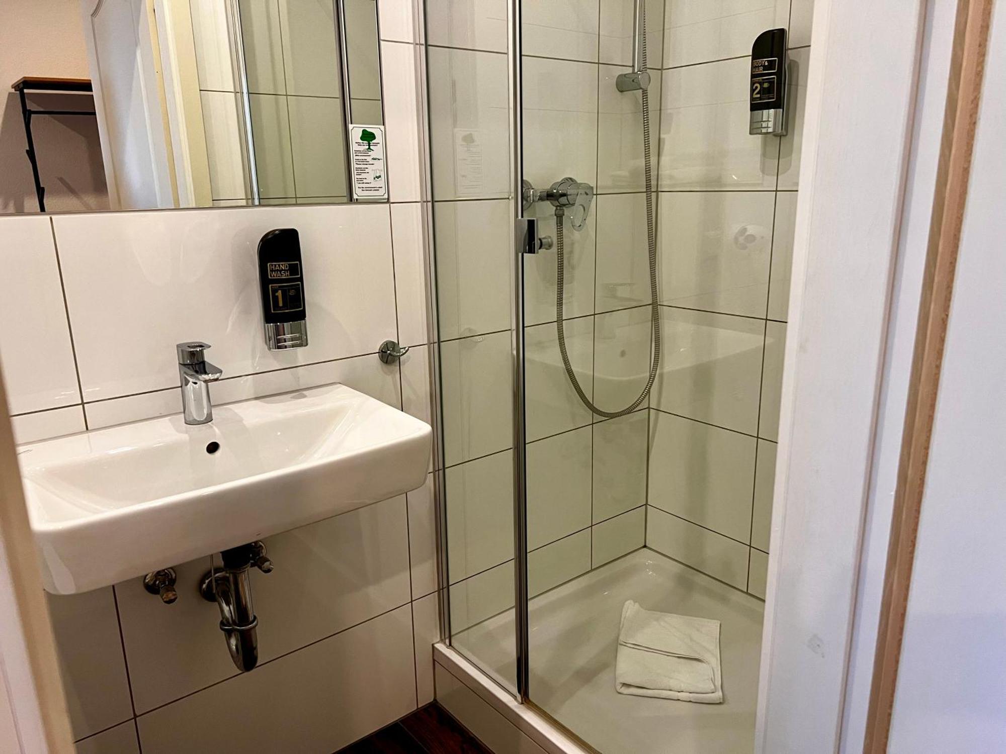 Hotel Gutshof Havelland Ketzin/Havel Esterno foto