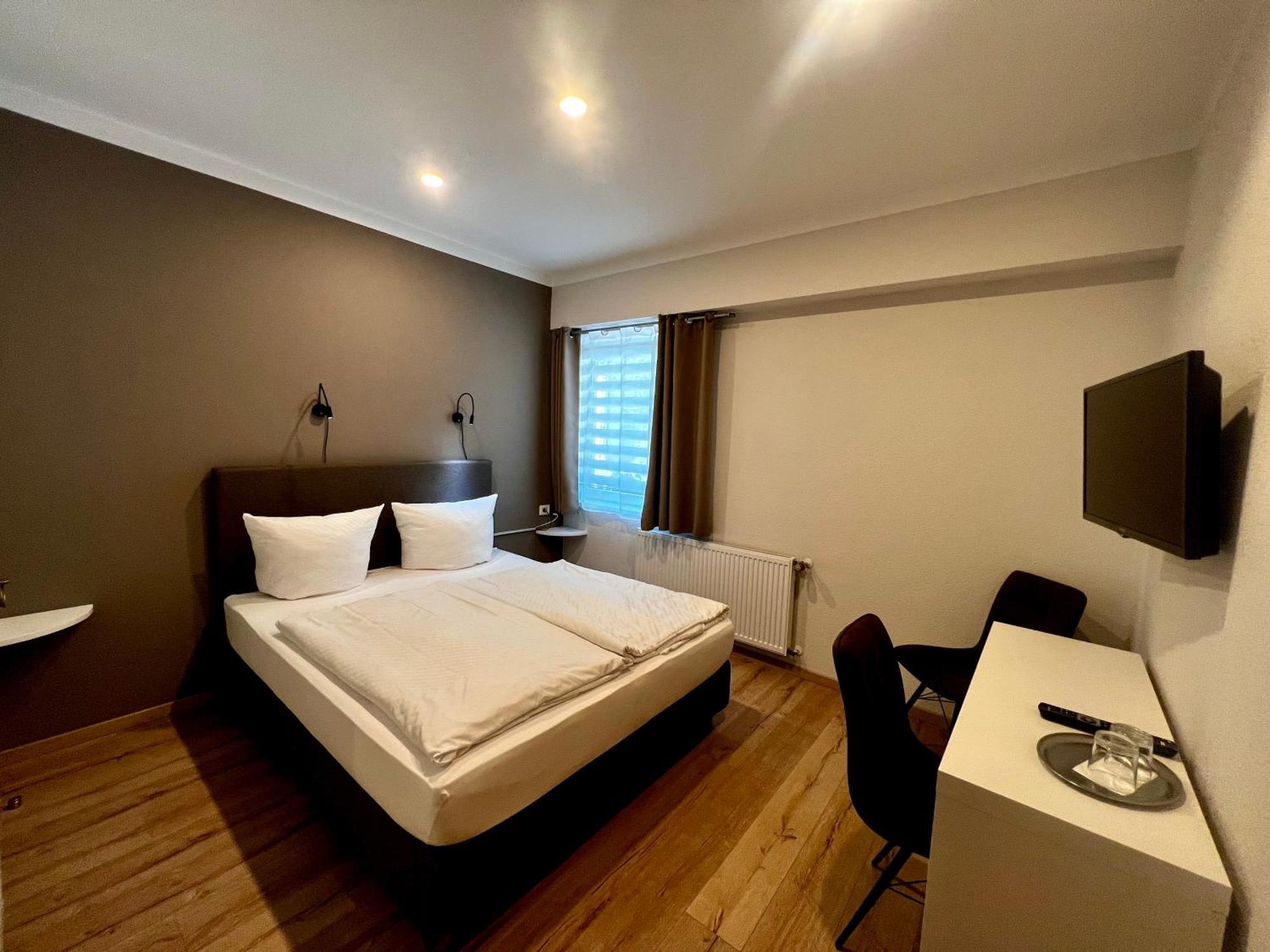 Hotel Gutshof Havelland Ketzin/Havel Esterno foto