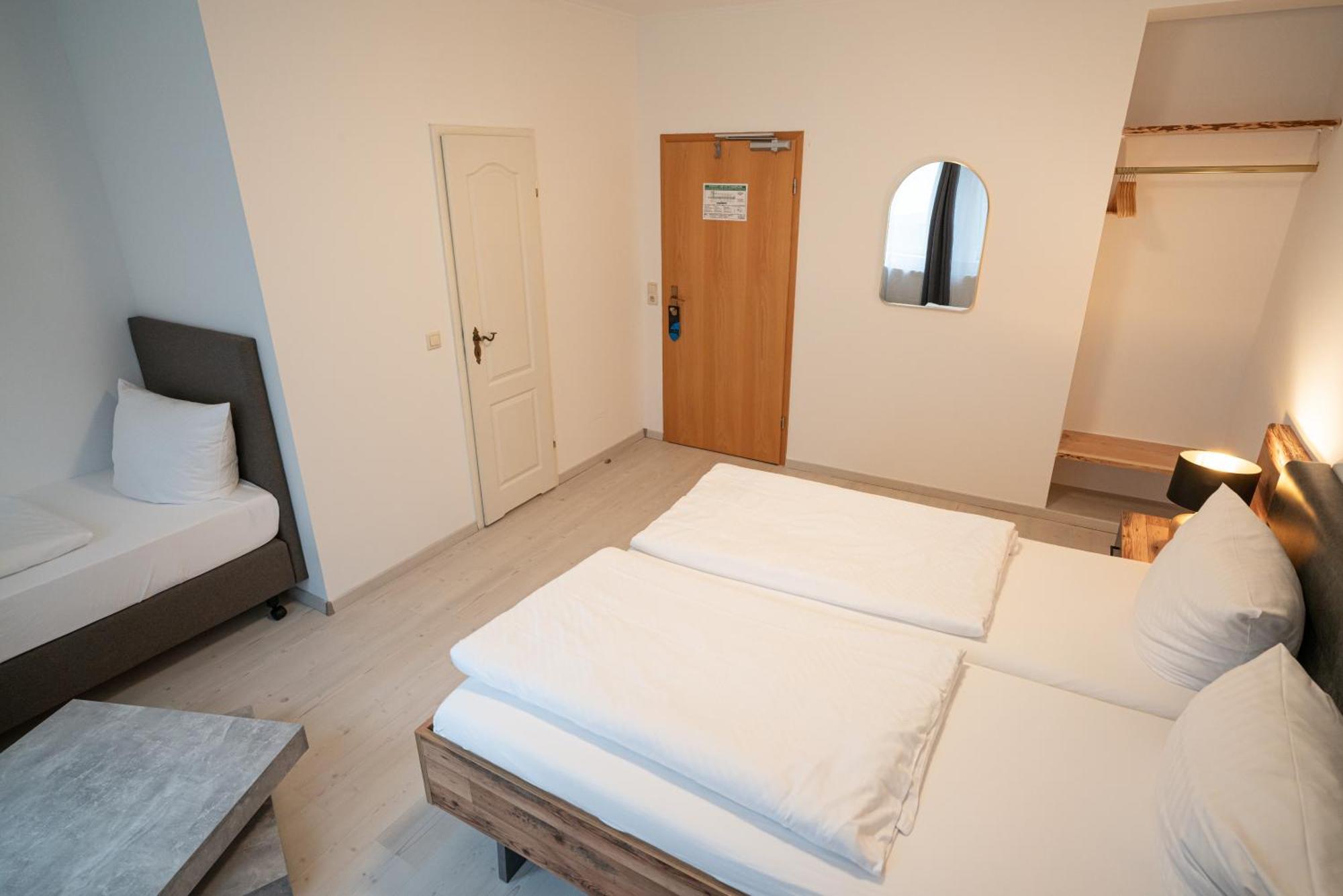 Hotel Gutshof Havelland Ketzin/Havel Esterno foto